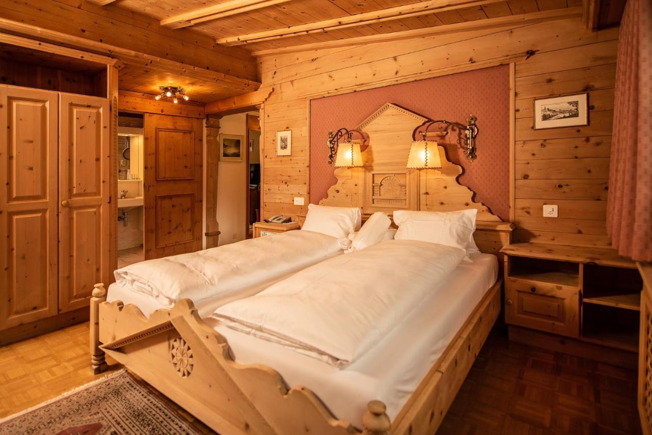 Schlosshotel Chaste Tarasp Exterior photo